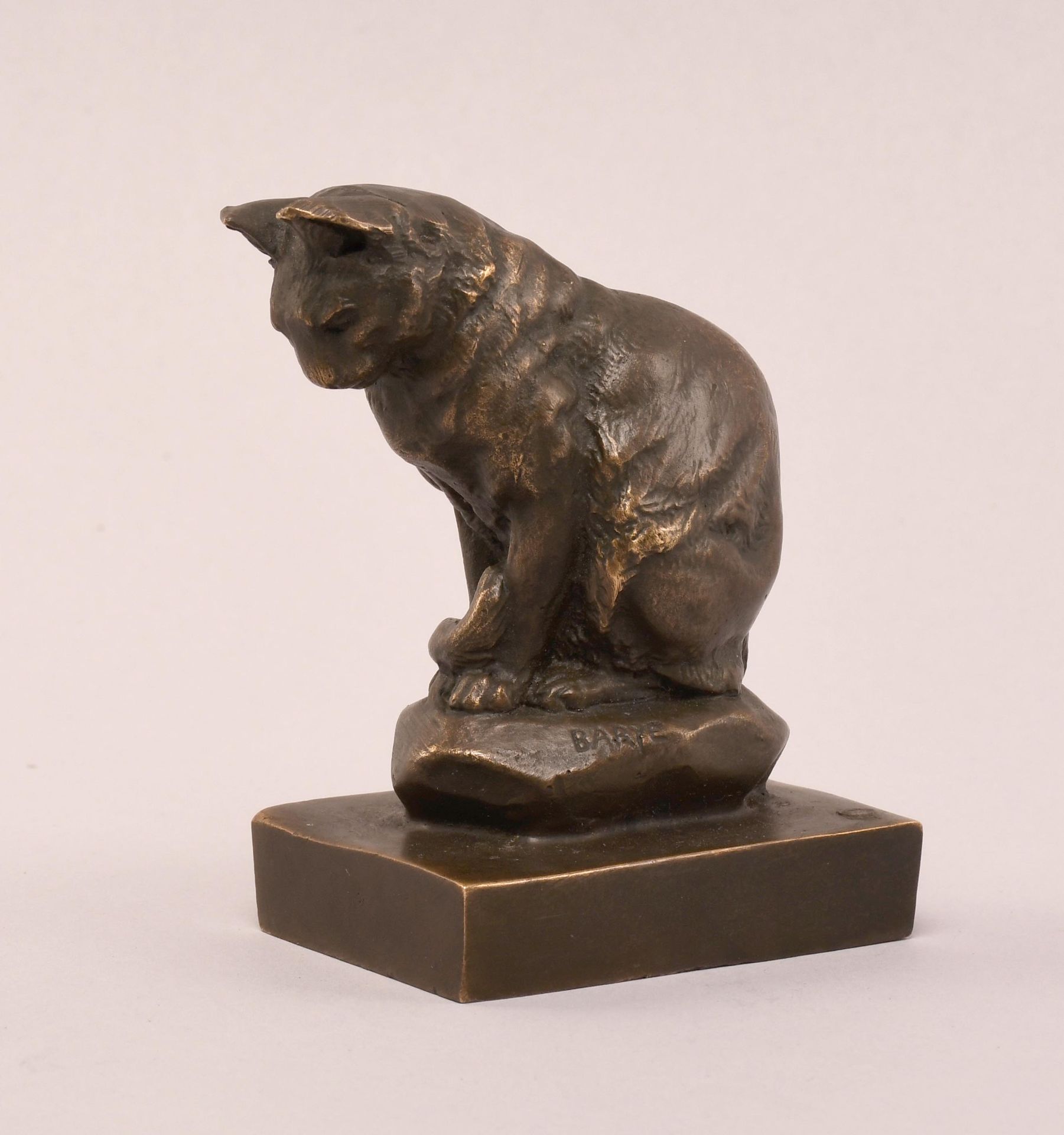 Null 小铜雕："猫" - 高：11 厘米