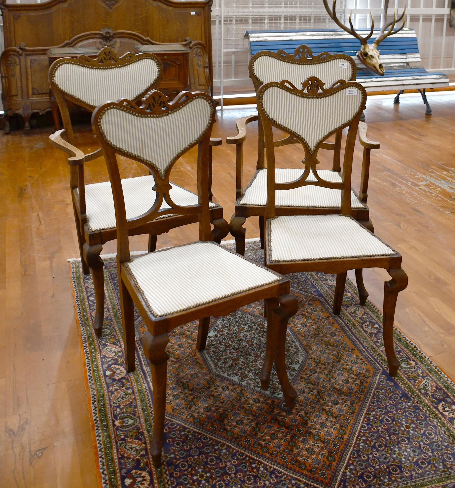 Null Paire de fauteuils et paire de chaises d’époque Art Nouveau