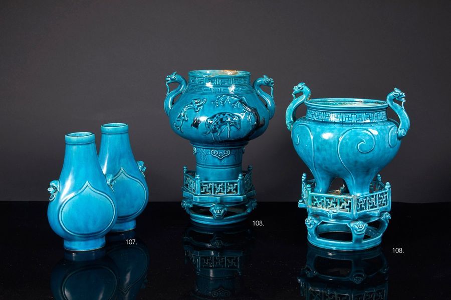 CHINE - XVIIIe/XIXe siècle CHINA - 18th / 19th century

Two turquoise blue ename&hellip;