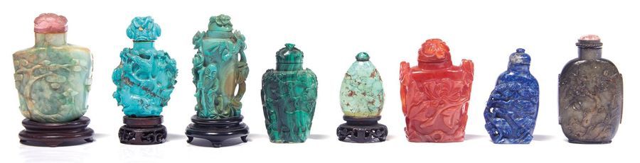 CHINE - XXe siècle CHINA - 20th century

Set of eight window snuff bottles, thre&hellip;