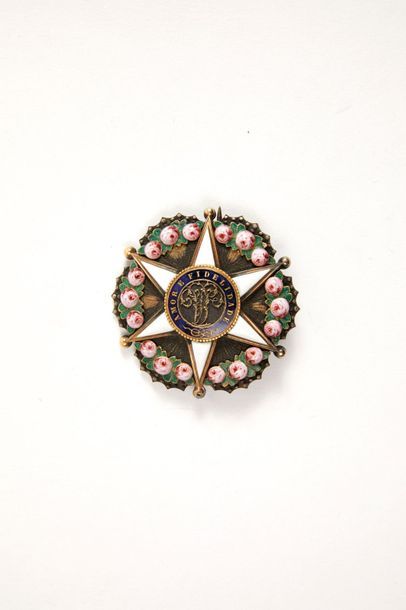 Ordre de la Rose, fondé en 1829, plaque d'officier en vermeil et émail, le centr&hellip;
