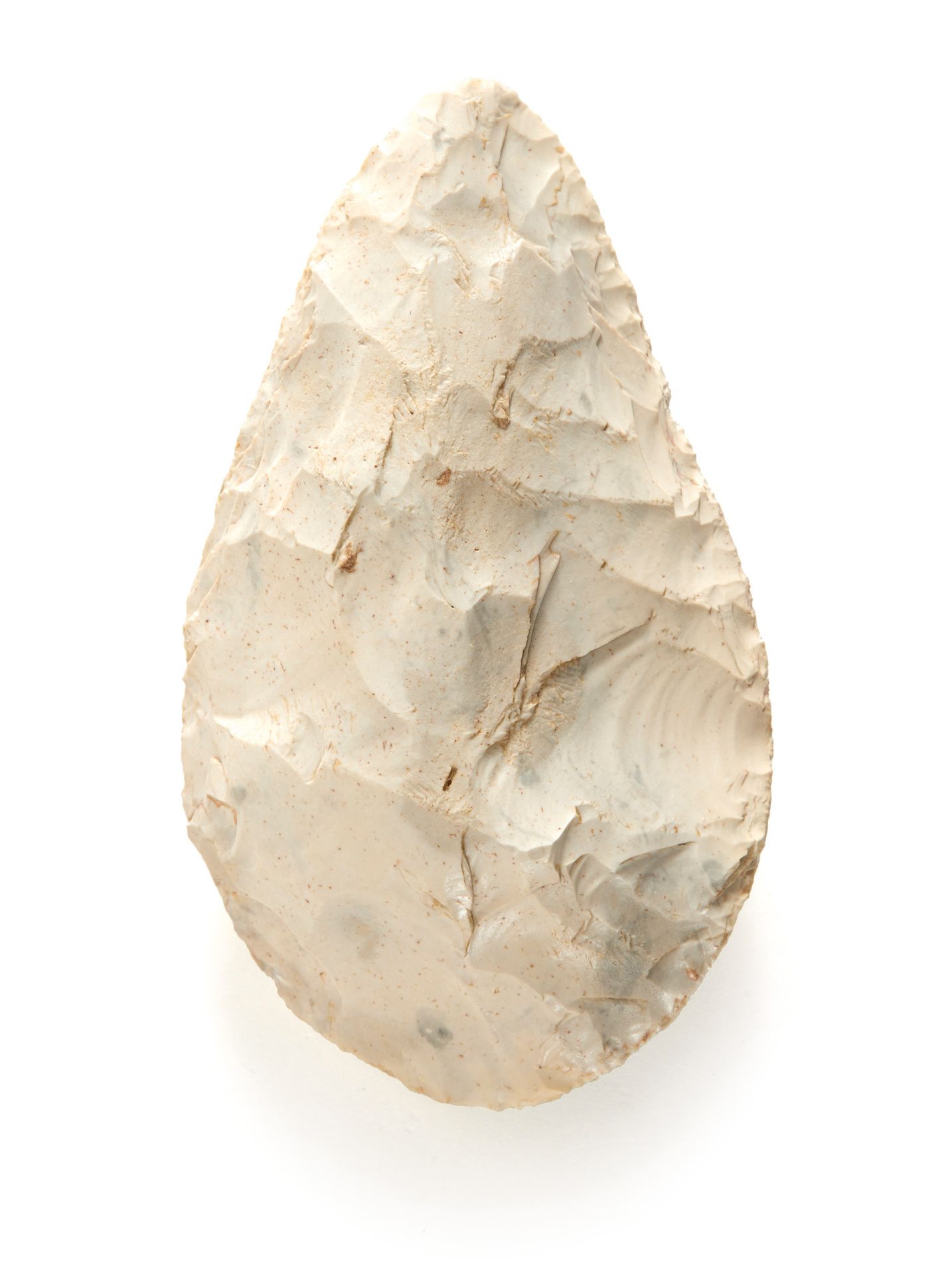 Biface amygdaloïde 杏仁状双刃剑

带正弦波的叶片。非常好的标本。

白色燧石。

法国，晚期Acheulean。

刻有 "Bois-Gui&hellip;