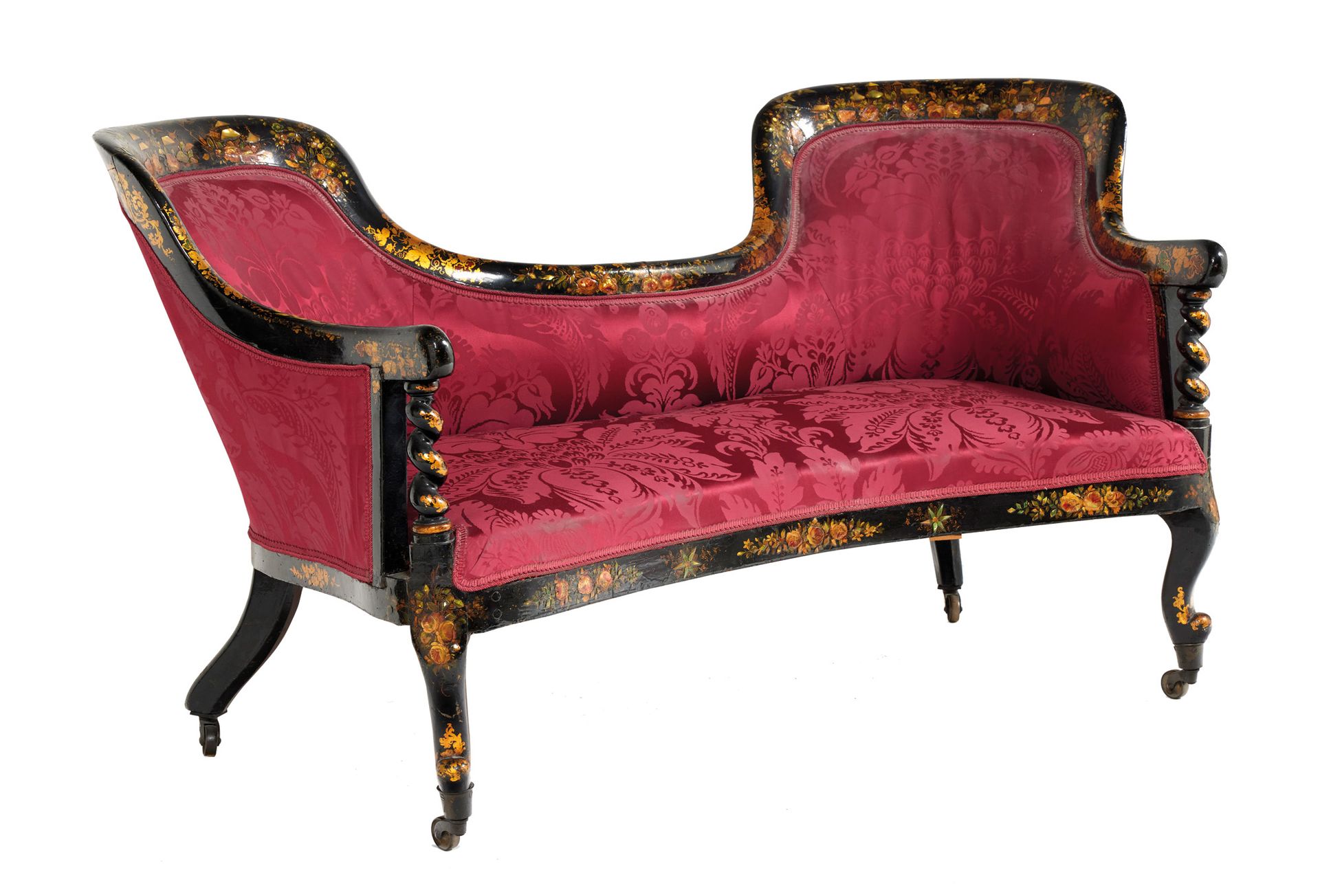 Canapé 沙发

一张发黑的木质沙发，上面有镀金和彩绘的花和藤叶的多色装饰。扶手上有扭曲的柱子，凸起的前腿和带脚轮的马刀形后腿。

拿破仑三世时期

高：8&hellip;