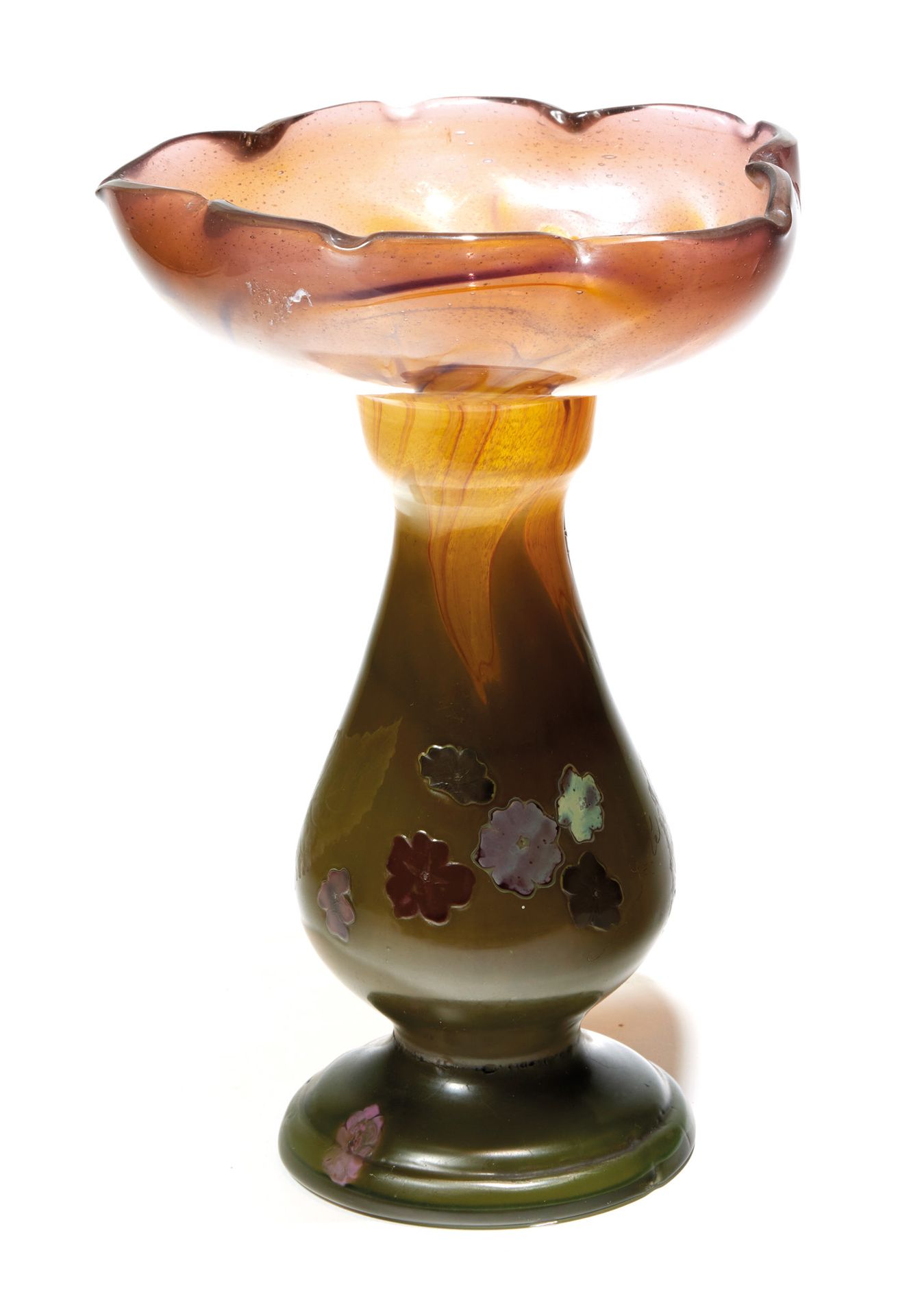 Émile GALLÉ (1846-1904) 埃米尔-加莱(1846-1904)

多层玻璃的宽颈芭蕾花瓶，在绿色和棕色的背景上刻有车轮和镶嵌着粉色、红色和黄&hellip;