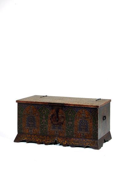 Null Grand coffre en bois peint, Maroc, Fez

Décor polychrome de motifs étoilés &hellip;