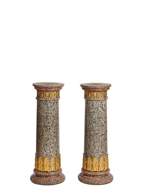 Null 一对圆柱形柱子

法国约1780-1790年。

米色和粉色花岗岩。

H.101 cm Ø.32 cm

两个顶部都有锈迹。

其中一根柱子的顶部已&hellip;