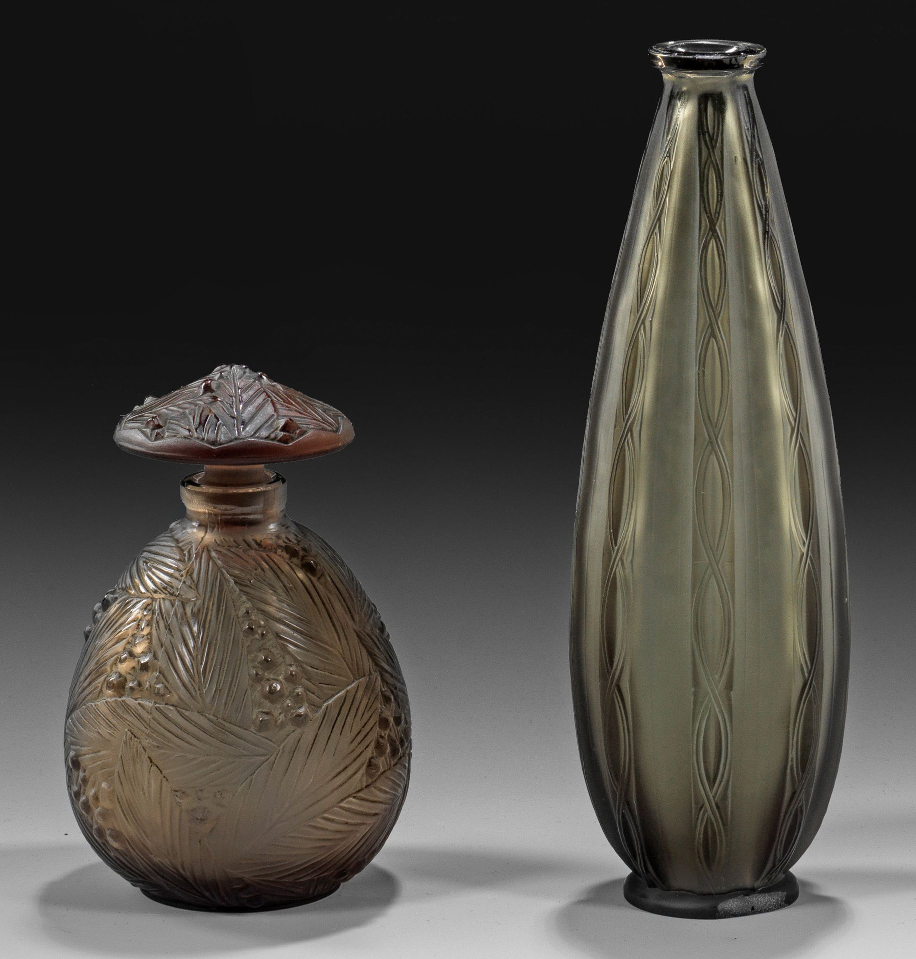 Null Flacon de parfum et vase de Sabino Vase en forme d'ampoule avec relief nerv&hellip;