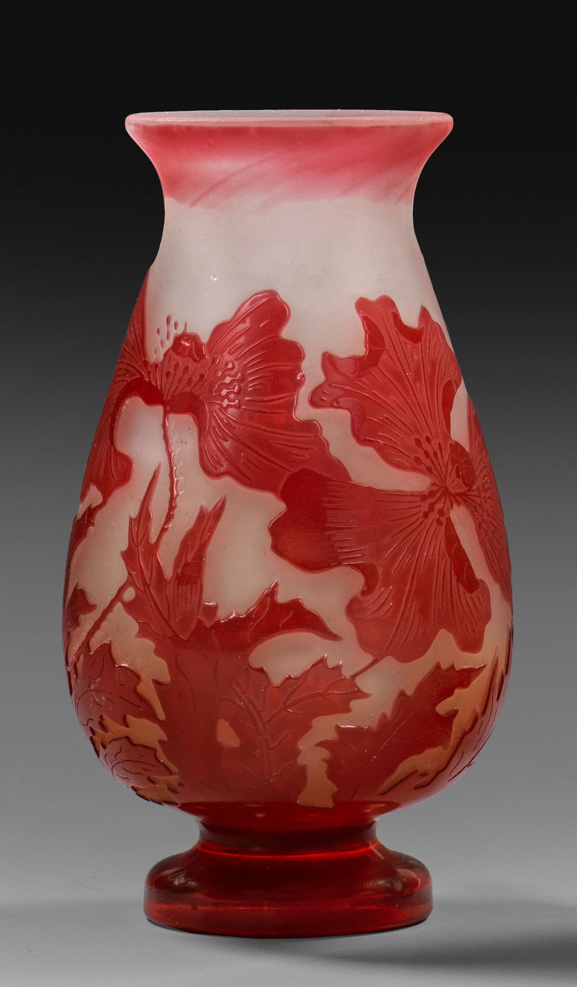 Null Vase décoratif à décor de coquelicots Forme balustre sur pied avec corps ov&hellip;