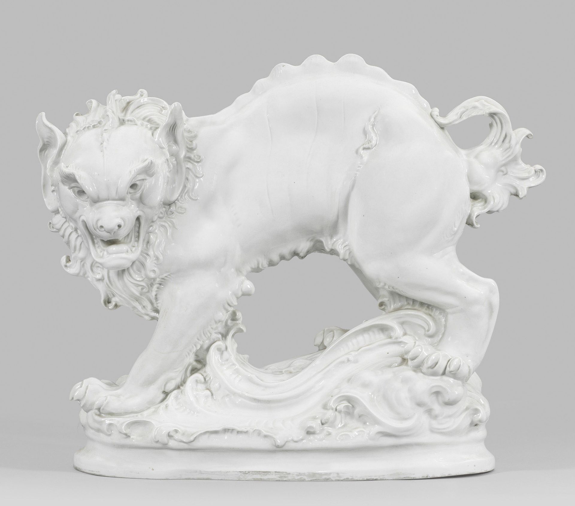 Null Rare figure monumentale "Lion bouddhiste" pour le "Palais de porcelaine" à &hellip;