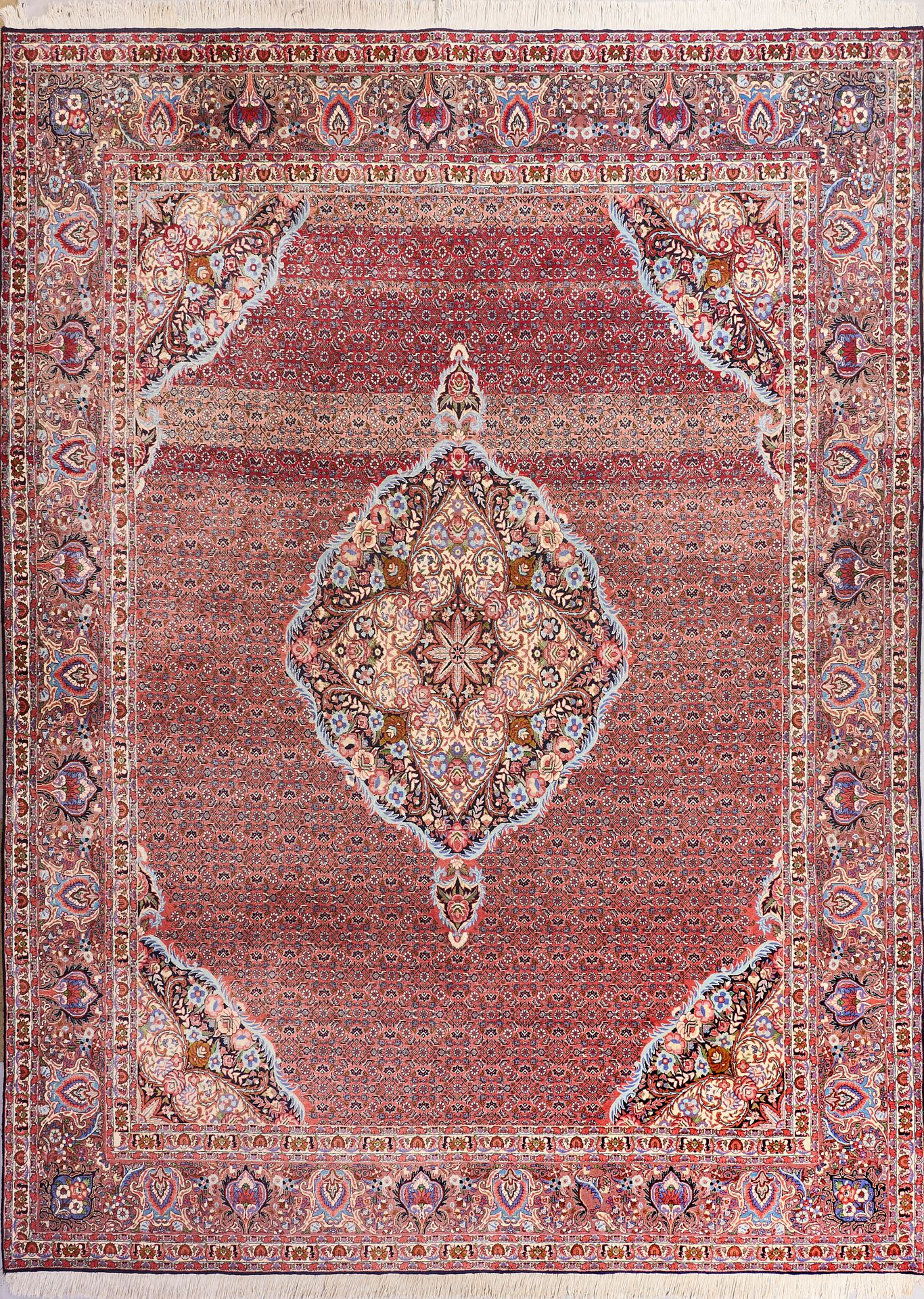 Null Grand tapis Bidjar Perse. Laine sur coton. Dans le champ intérieur rouge gr&hellip;