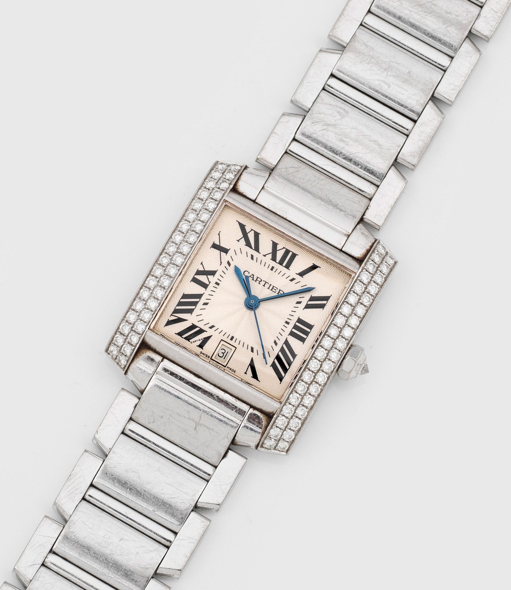 Null Montre bracelet de dame de Cartier-"Tank Française" or blanc, façonné. 750.&hellip;