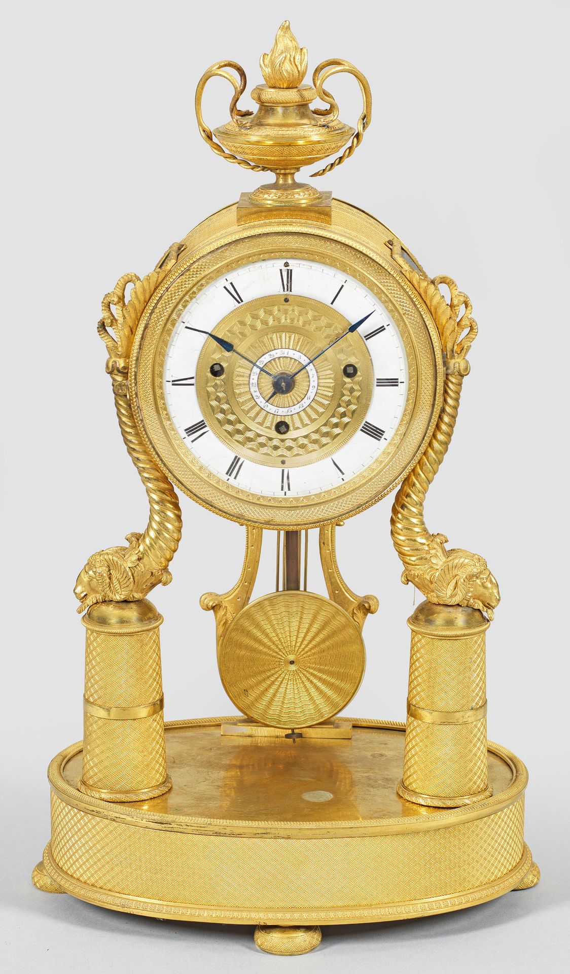 Null Fine Empire bronze pendulum, fire-gilt. Corresponding, conically tapering s&hellip;