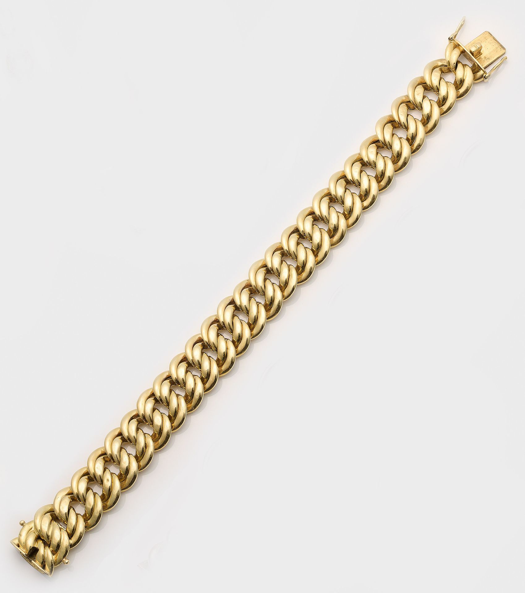 Null Bracelet cocktail des années 1960 en or jaune, taille 750. Forme large du b&hellip;