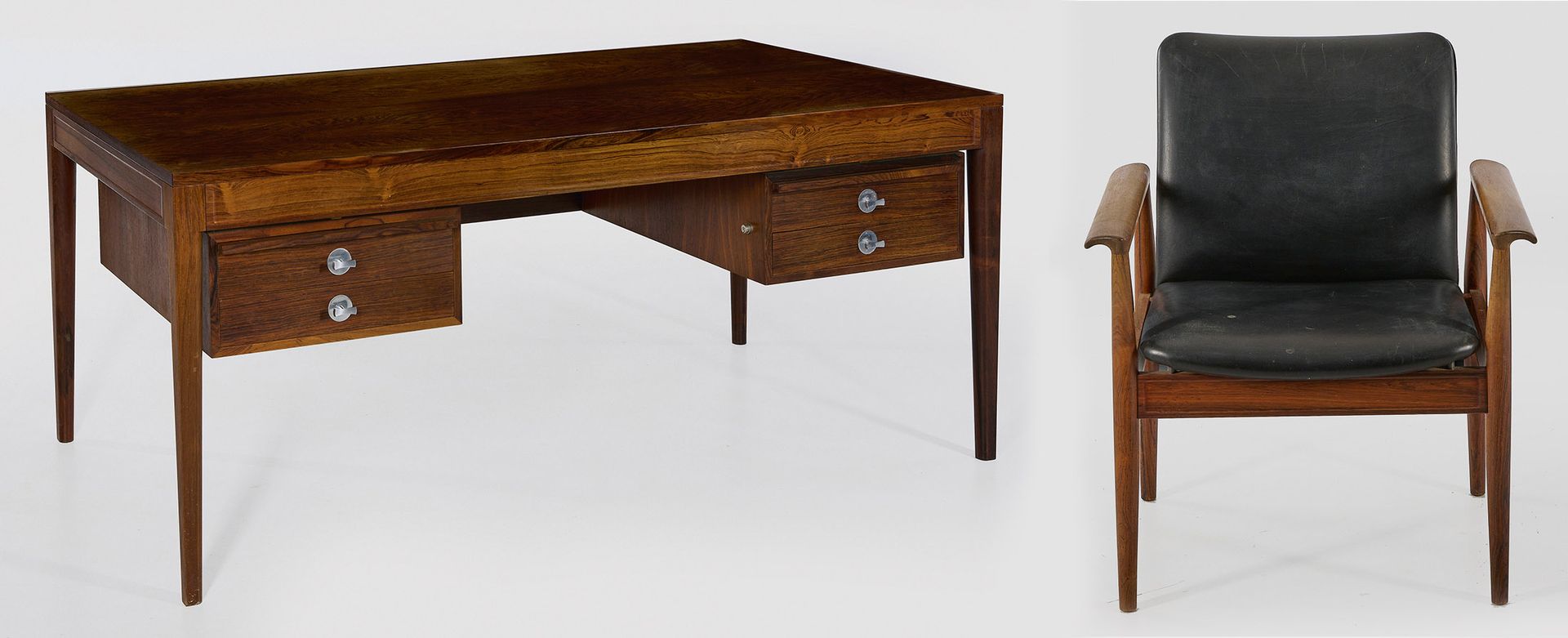 Null Mid Century Schreibtisch und Armlehnsessel aus der Serie "Diplomat" von Fin&hellip;