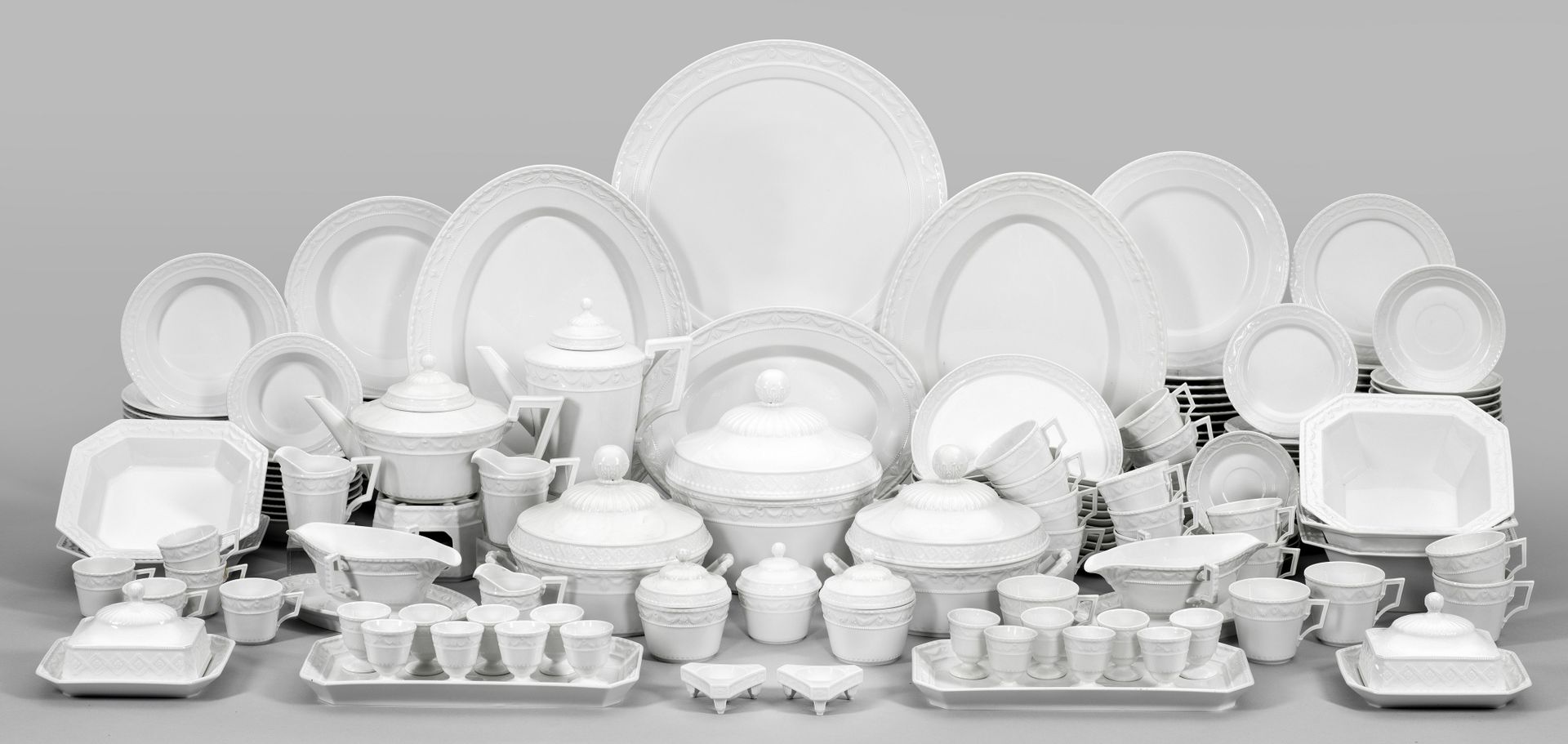Null Servicio de café y cena "Kurland" porcelana blanca. 152 piezas.Tetera, cafe&hellip;
