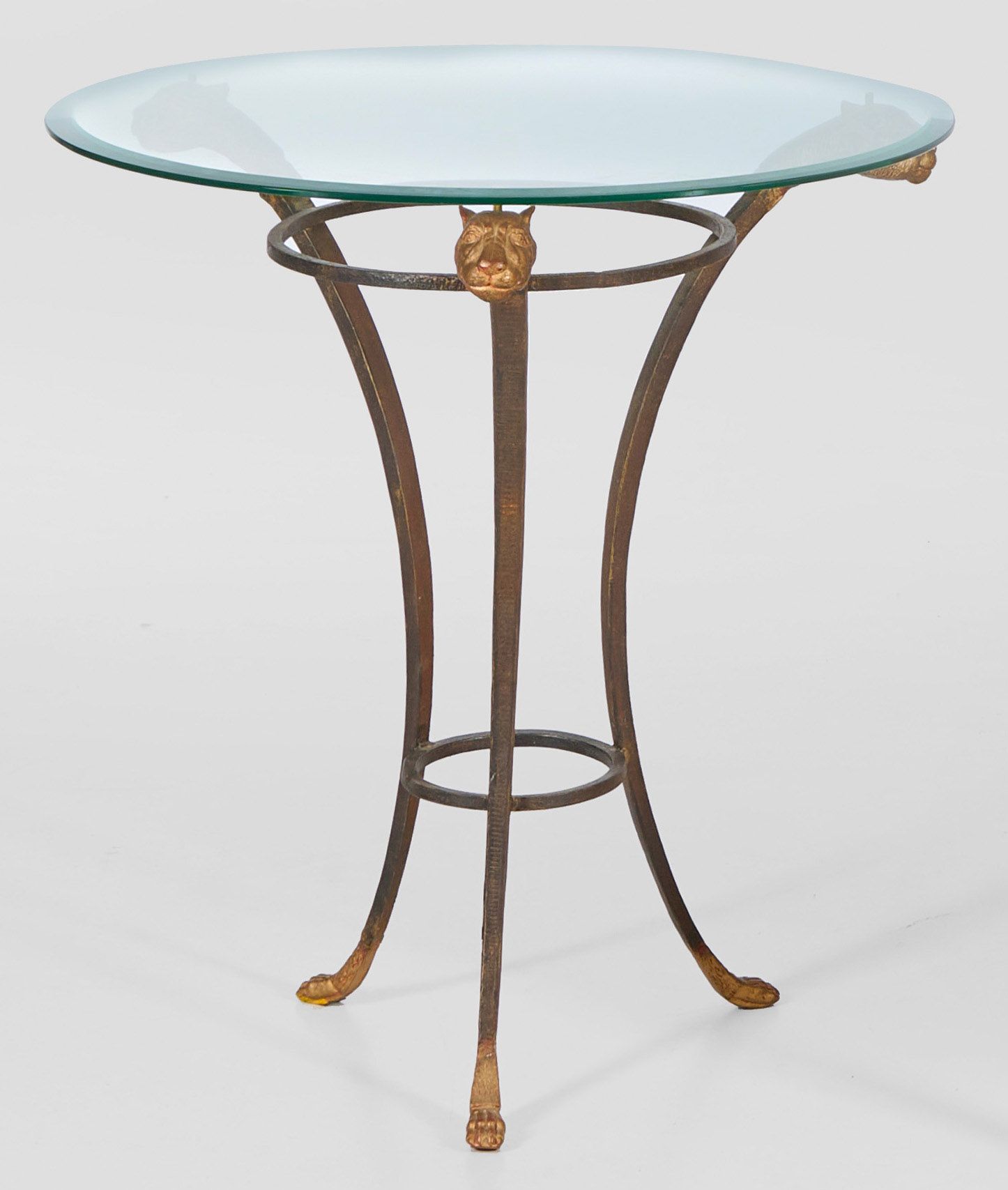 Null Table d'appoint de style Empire en fer et bronze. Piétement composé d'entre&hellip;