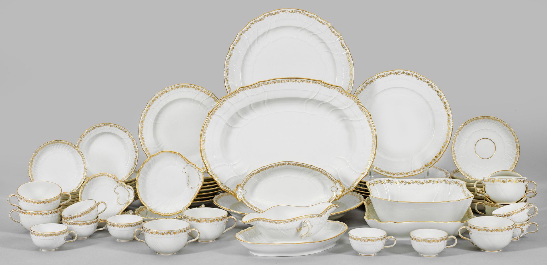 Null Service de table et à thé pour huit personnes, 50 pièces ; 8 assiettes plat&hellip;