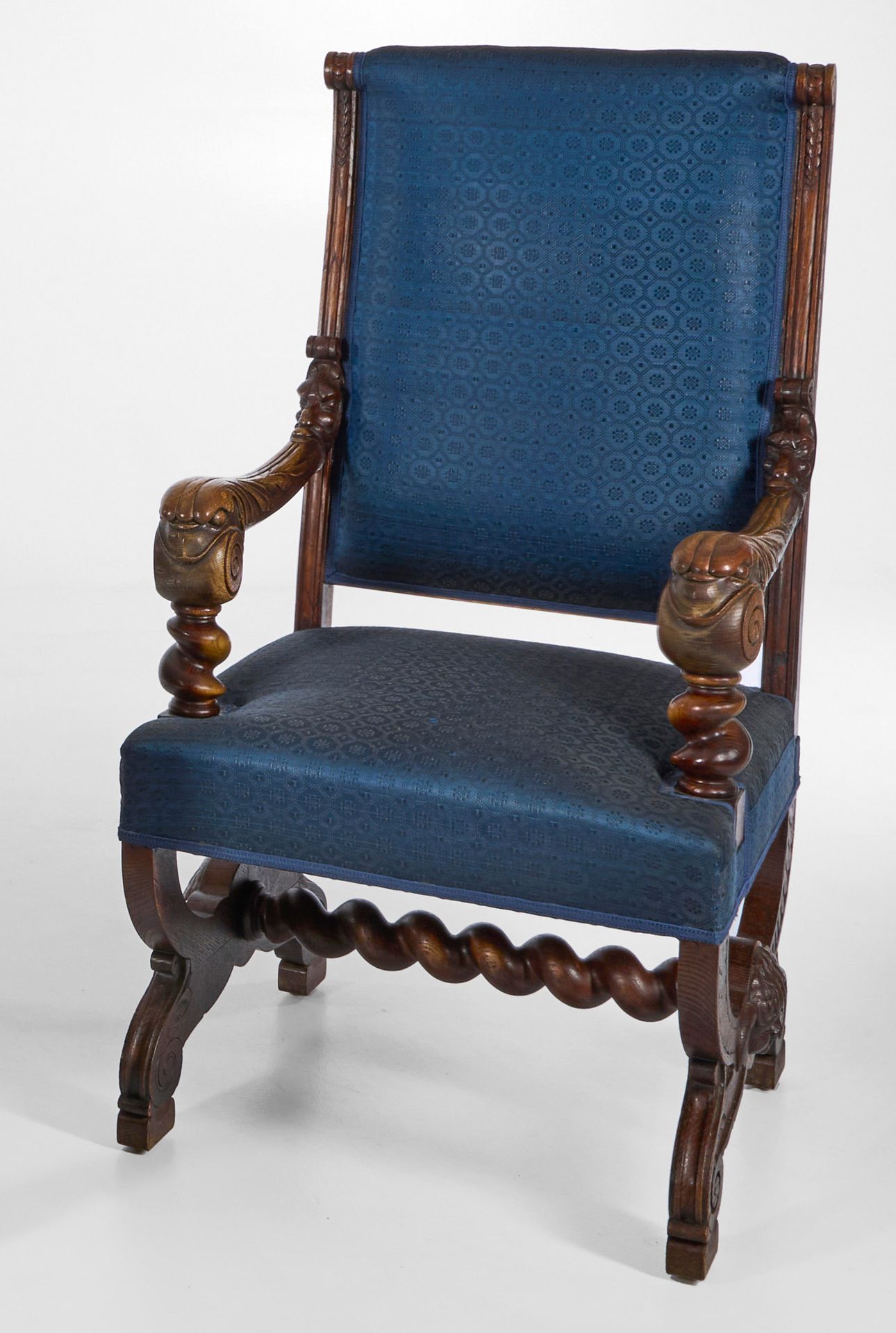 Null Grand fauteuil de salon historiciste Chêne sculpté en relief. Cadre rectang&hellip;