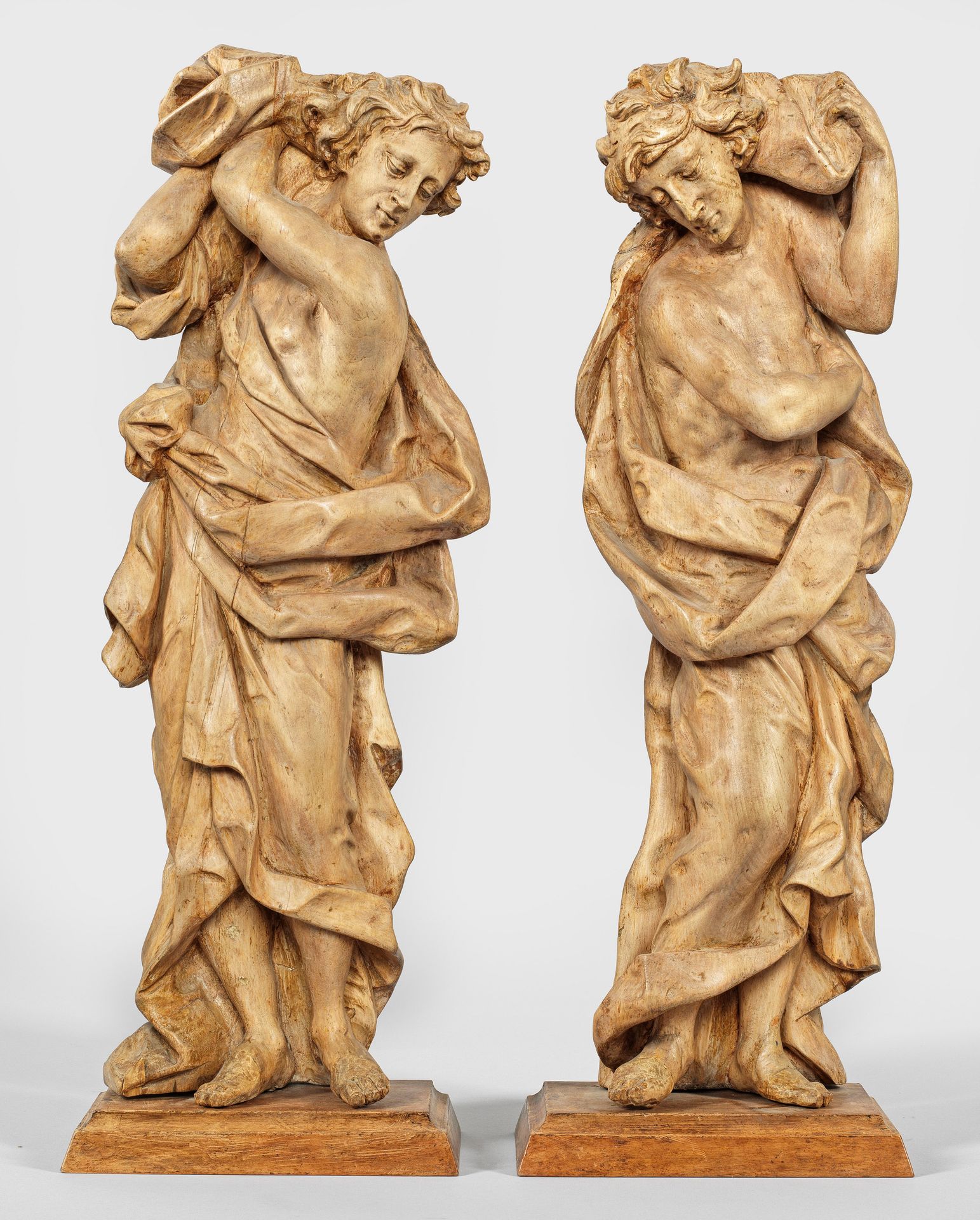 Null 莱昂哈德-萨特勒（1676 年生于阿尔高的阿尔特施泰登，1744 年卒于上奥地利的圣弗洛里安）； 
一对亚特兰蒂斯雕塑
对偶。石灰木，几乎全浮雕，背面&hellip;