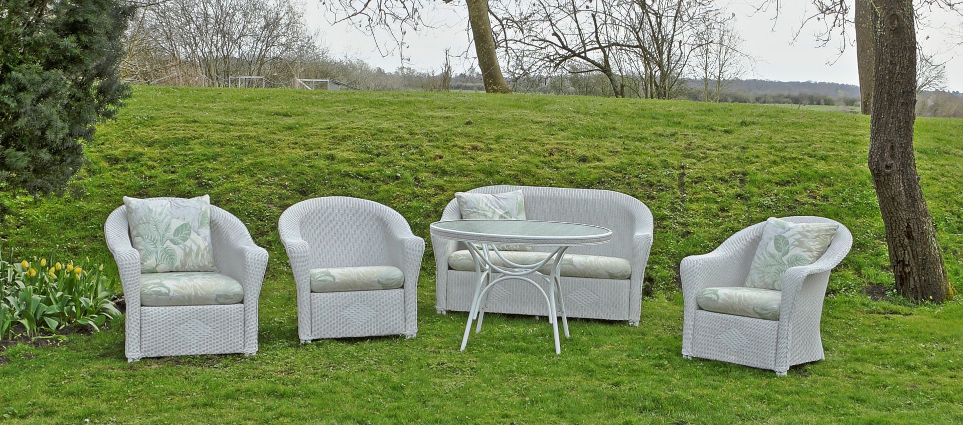 Null Ensemble de meubles de jardin d'hiver 5 pièces ; table, canapé et trois fau&hellip;