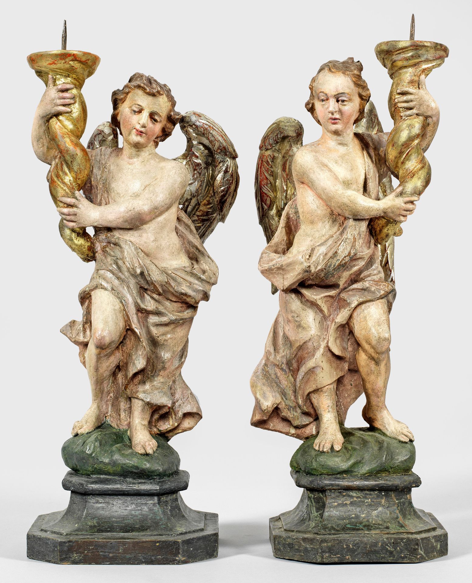 Null Süddeutscher oder alpenländischer Bildschnitzer (Tätig um 1800)
Paar Leucht&hellip;