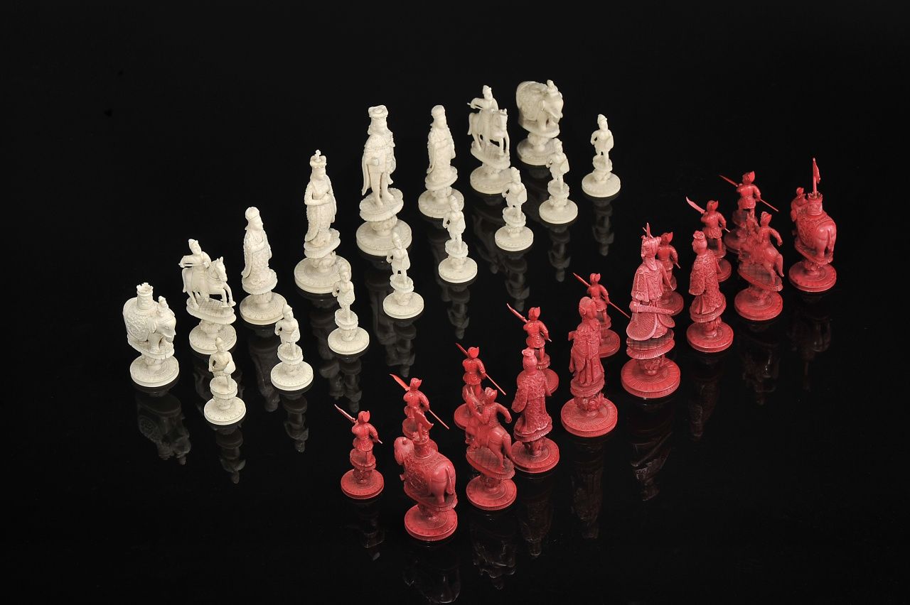 Piezas de ajedrez, marfil tallado Rey Jorge lll de Ingl…