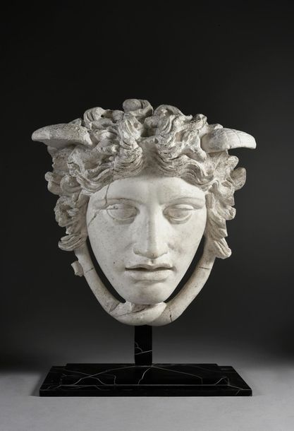 Null Tête de Méduse Rondanini.
Plâtre, moulage du marbre antique acheté par Loui&hellip;