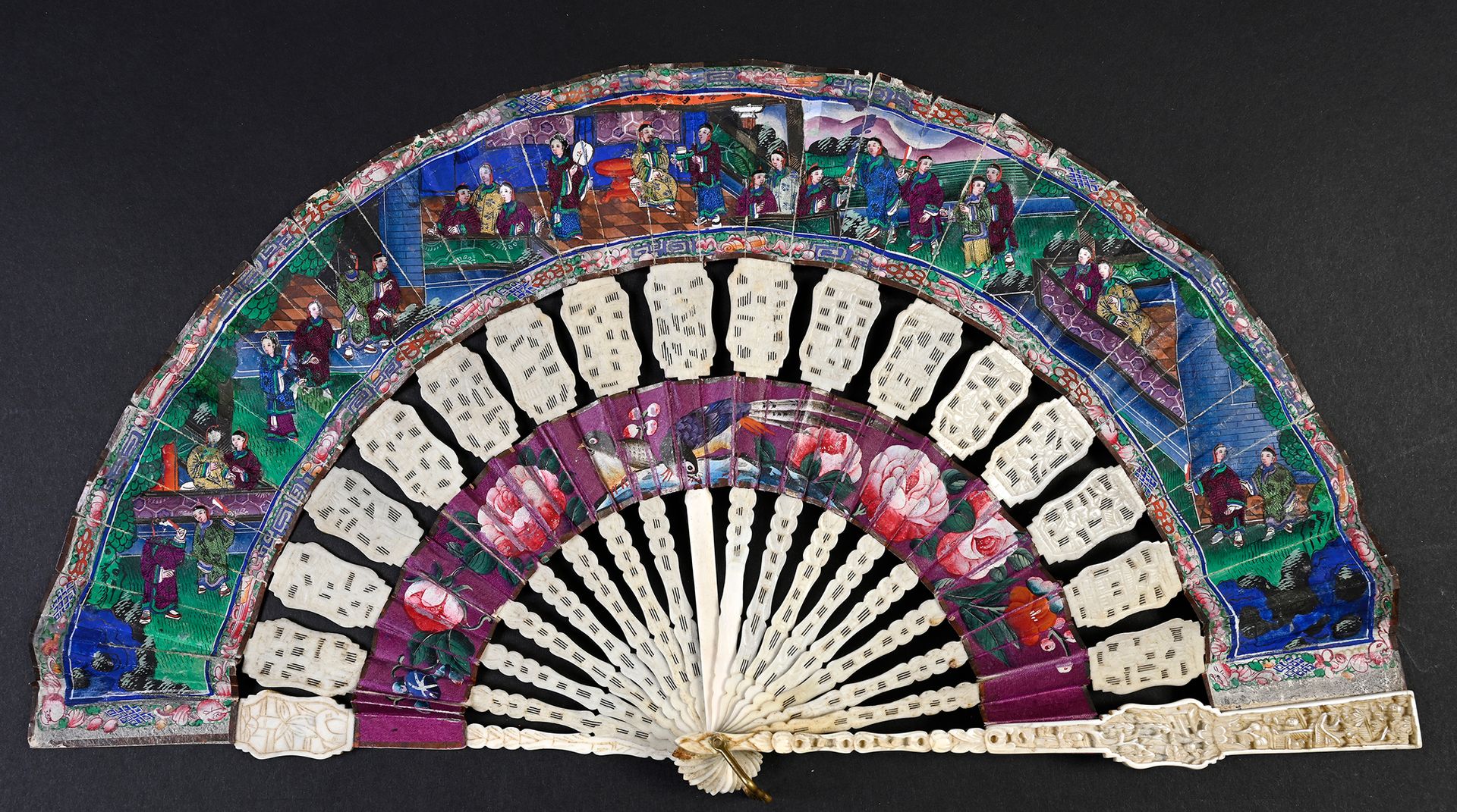 Null Cabriolet, China, 19th century
Folded fan, called "cabriolet", composed of &hellip;
