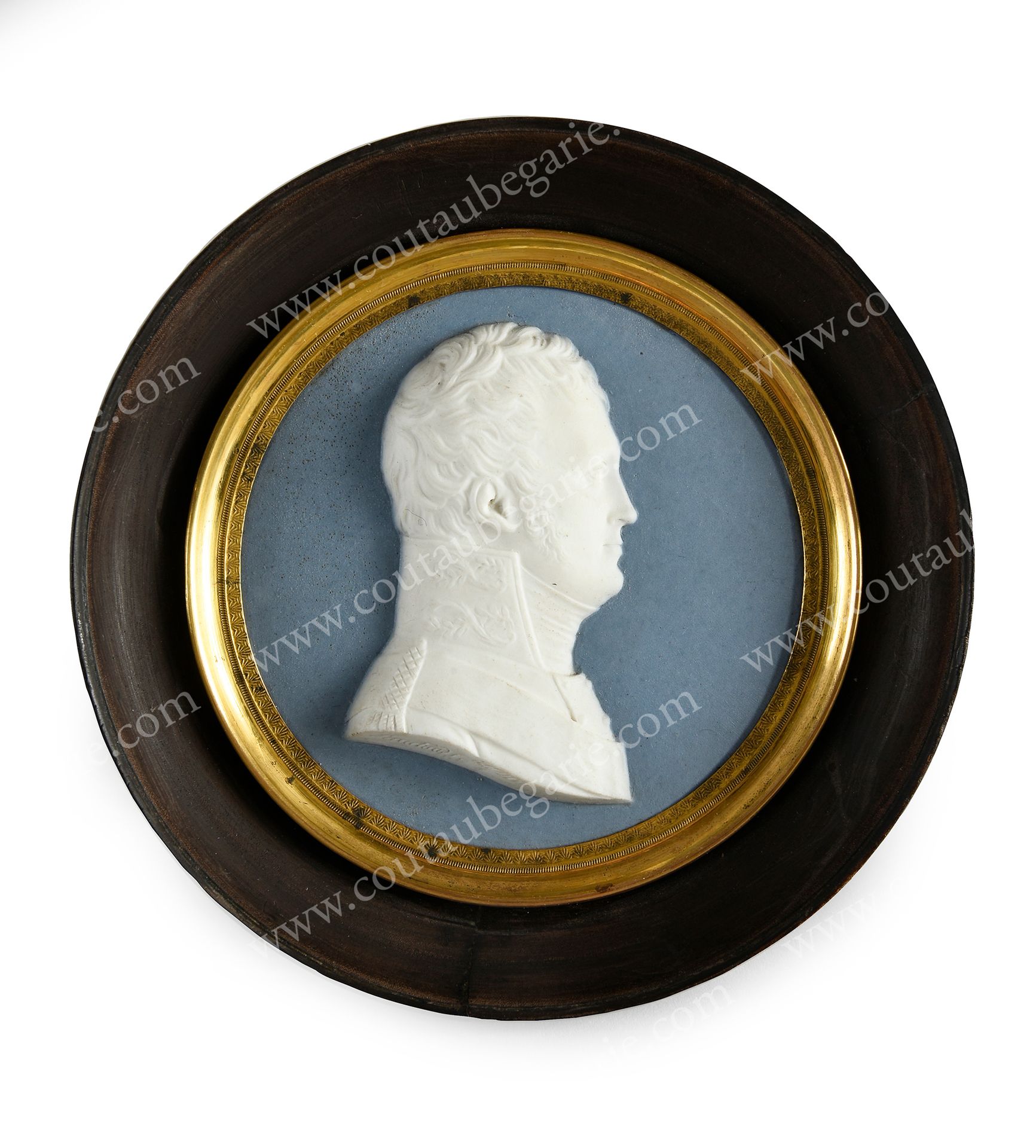 Null 布拉哈德-让-查尔斯（1766-1846）。
俄罗斯皇帝亚历山大一世（1777-1825）。
圆形饼干奖章，表现君主的轮廓，在韦奇伍德风格的浅蓝色背景&hellip;