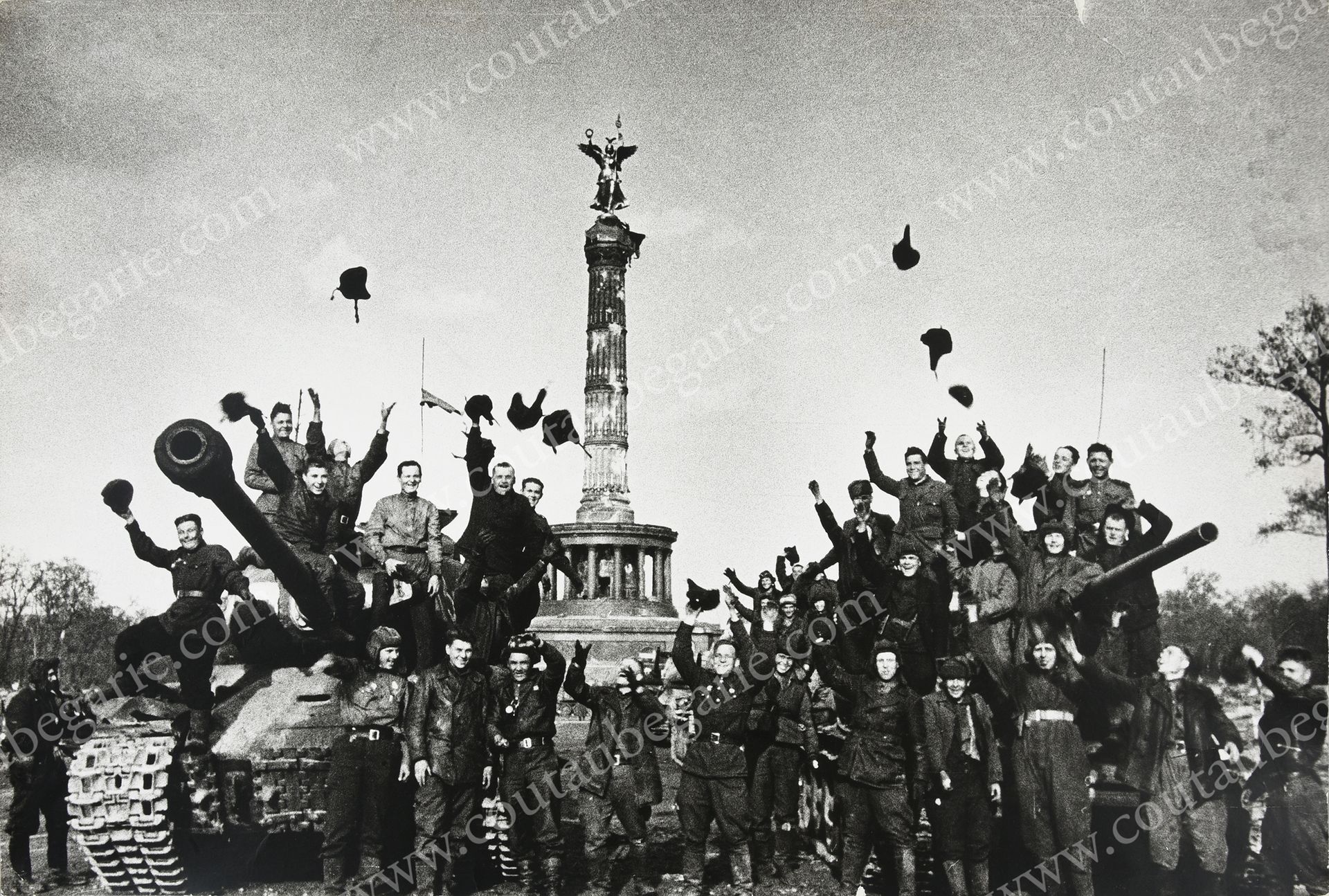 REDKIN Mark Stepanovitch (1908-1987). Triumph of the Soviet army in Berlin, May &hellip;