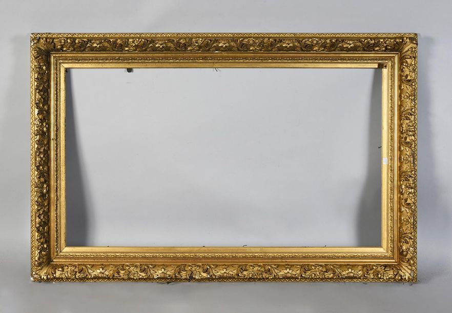 Null Cadre en bois doré dit Barbizon. Epoque Napoléon III.
70 x 124.5 x 14cm