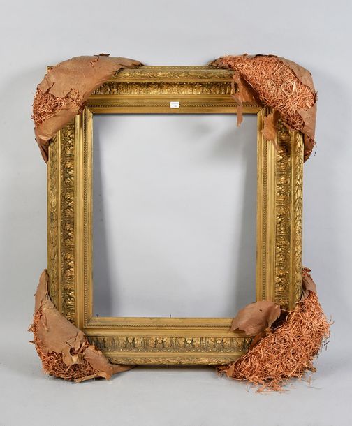 Null Wooden frame and gilded stucco called Barbizon. 19th century60
 x 48 x 13cm