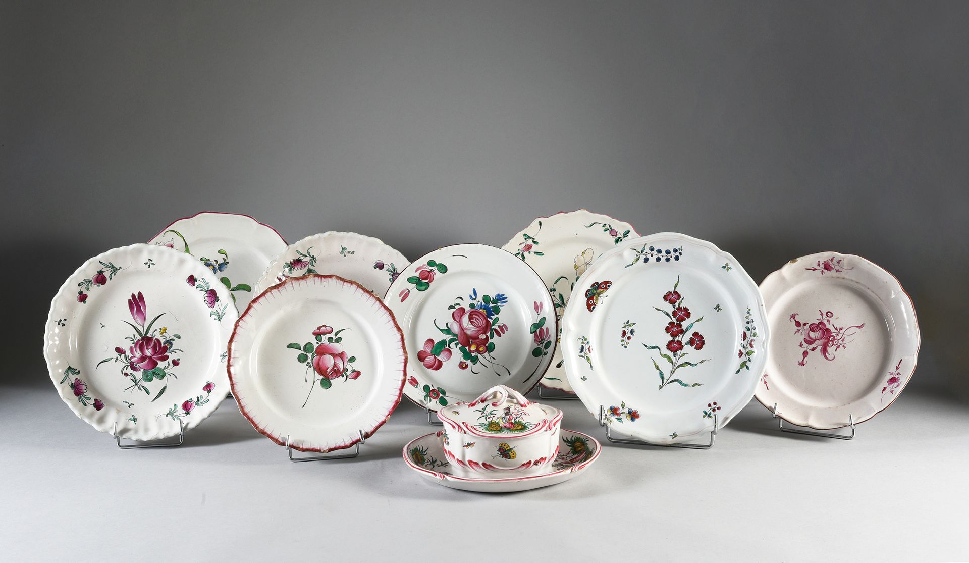 EST DE LA FRANCE, fin du XVIIIe siècle. 
Sugar bowl with adherent tray and its l&hellip;