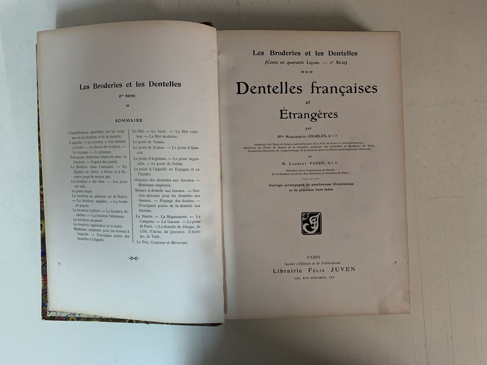 Null 八本关于花边技术的法文书籍。
包括 "Les Broderies et les Dentelles Françaises et Etrangères &hellip;
