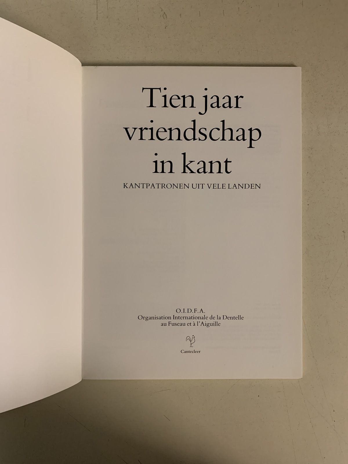 Null Fünf Bücher in niederländischer Sprache über Spitzentechniken.
Bücher oder &hellip;