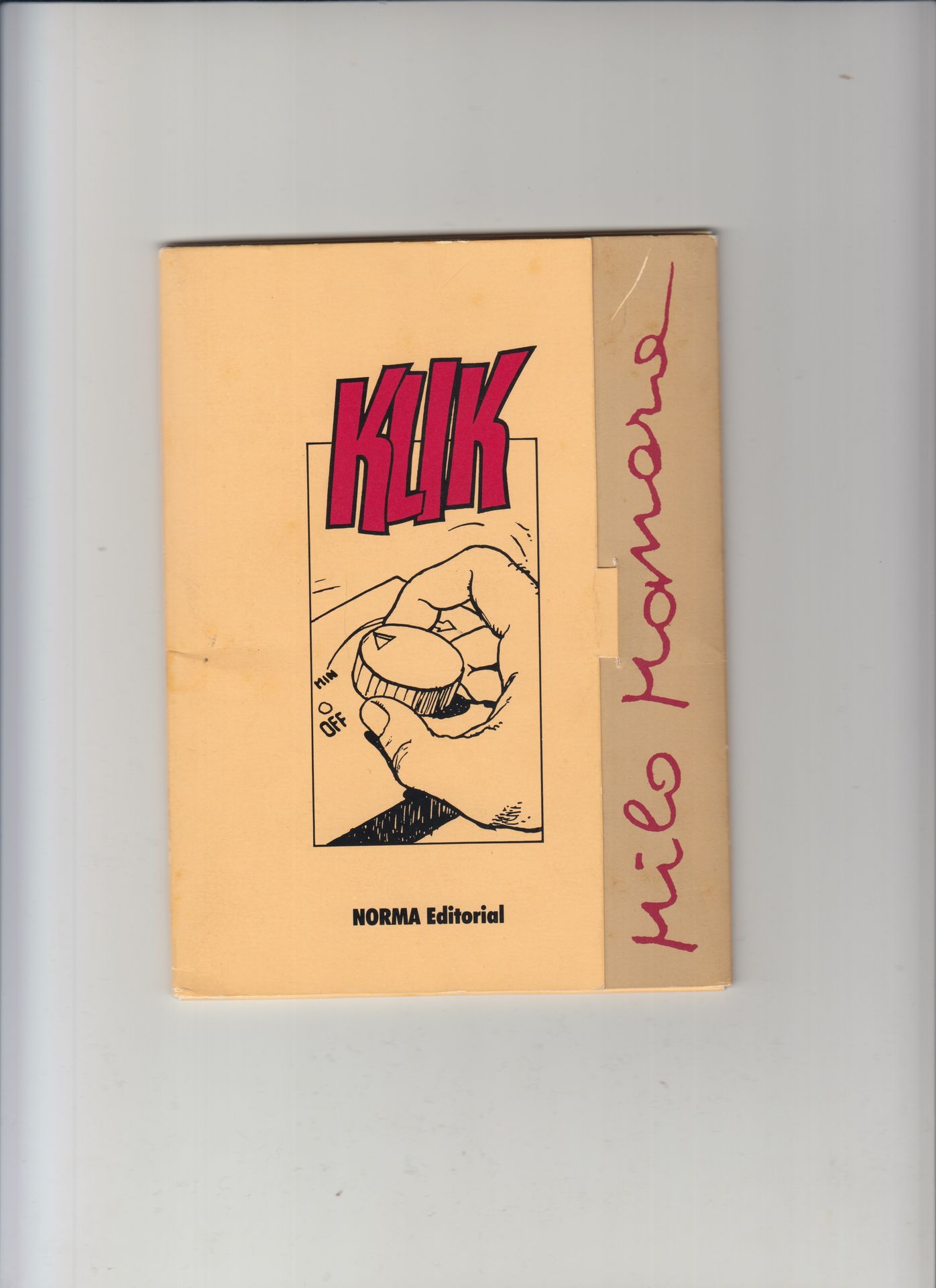MANARA Klik portfolio.

齐全的8张情色卡片。

尺寸：17 x 13厘米。1992年由诺玛编辑部出版的极为罕见的副本。状况非常好。