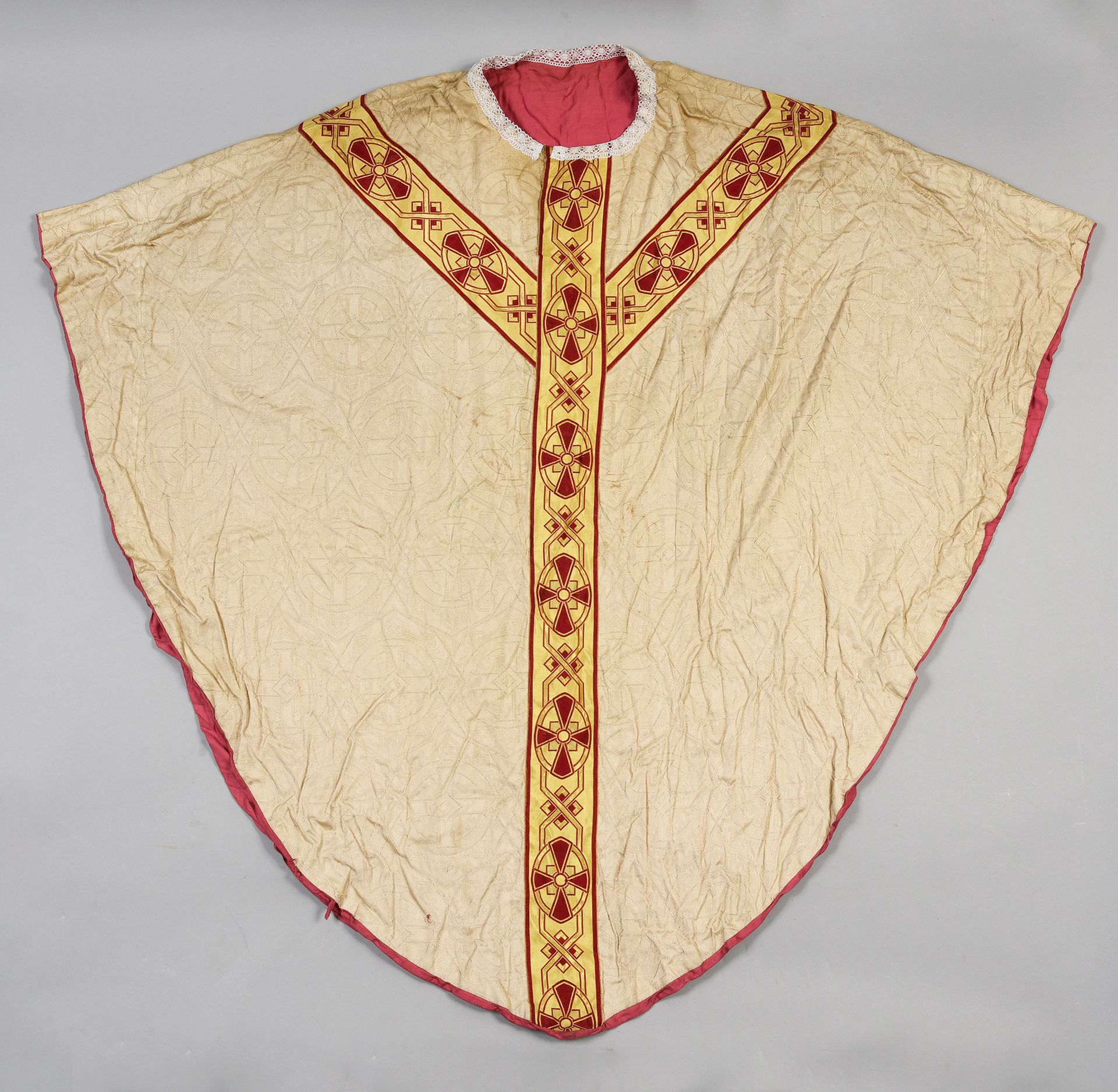 Null Chasuble and chalice veil, circa 1900, chasuble in green moiré gros de Tour&hellip;
