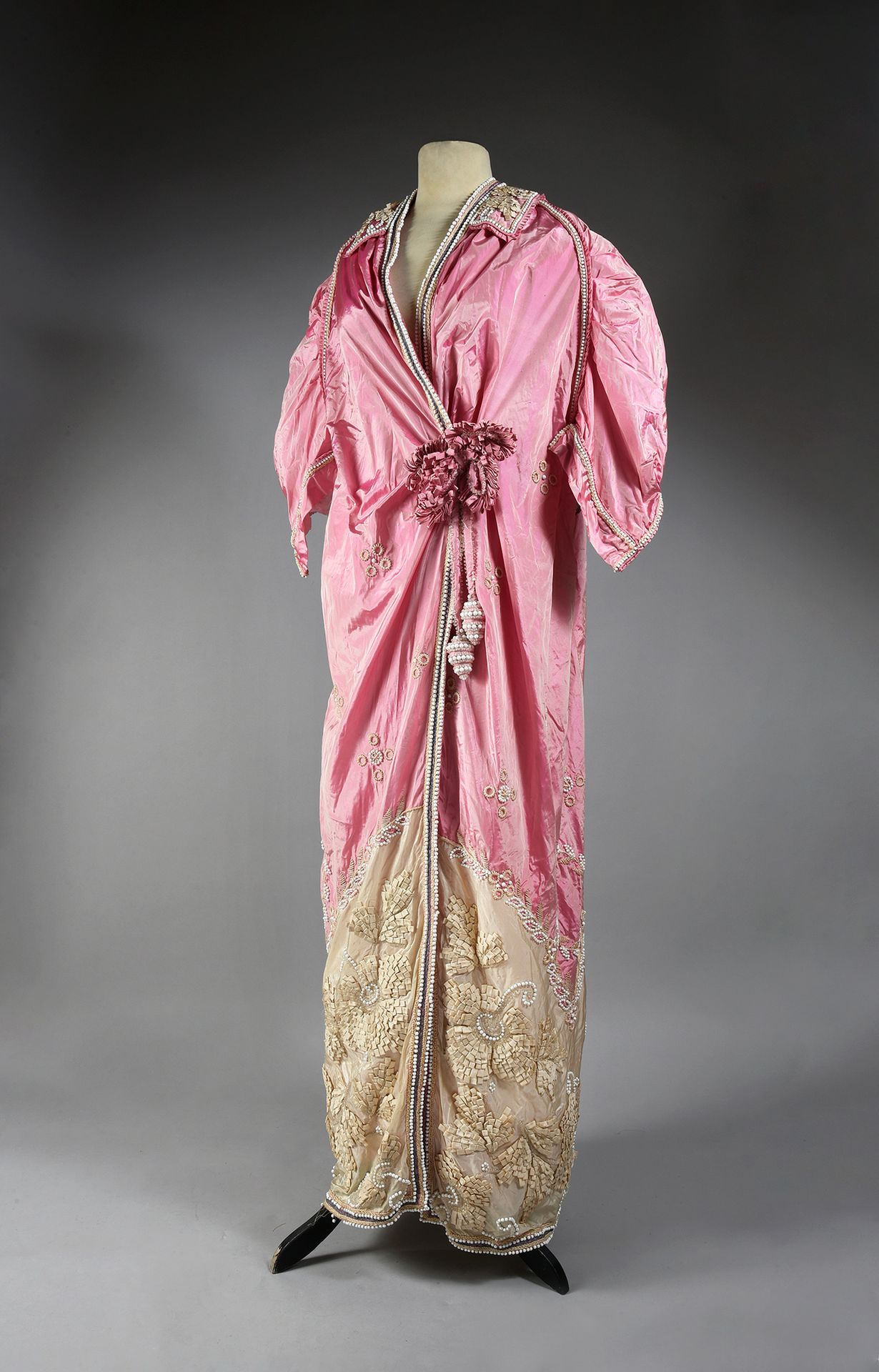 Null Jeanne Paquin Abendmantel (Nr. 87219), Sommer 1912, Kimono mit kurzen Ragla&hellip;