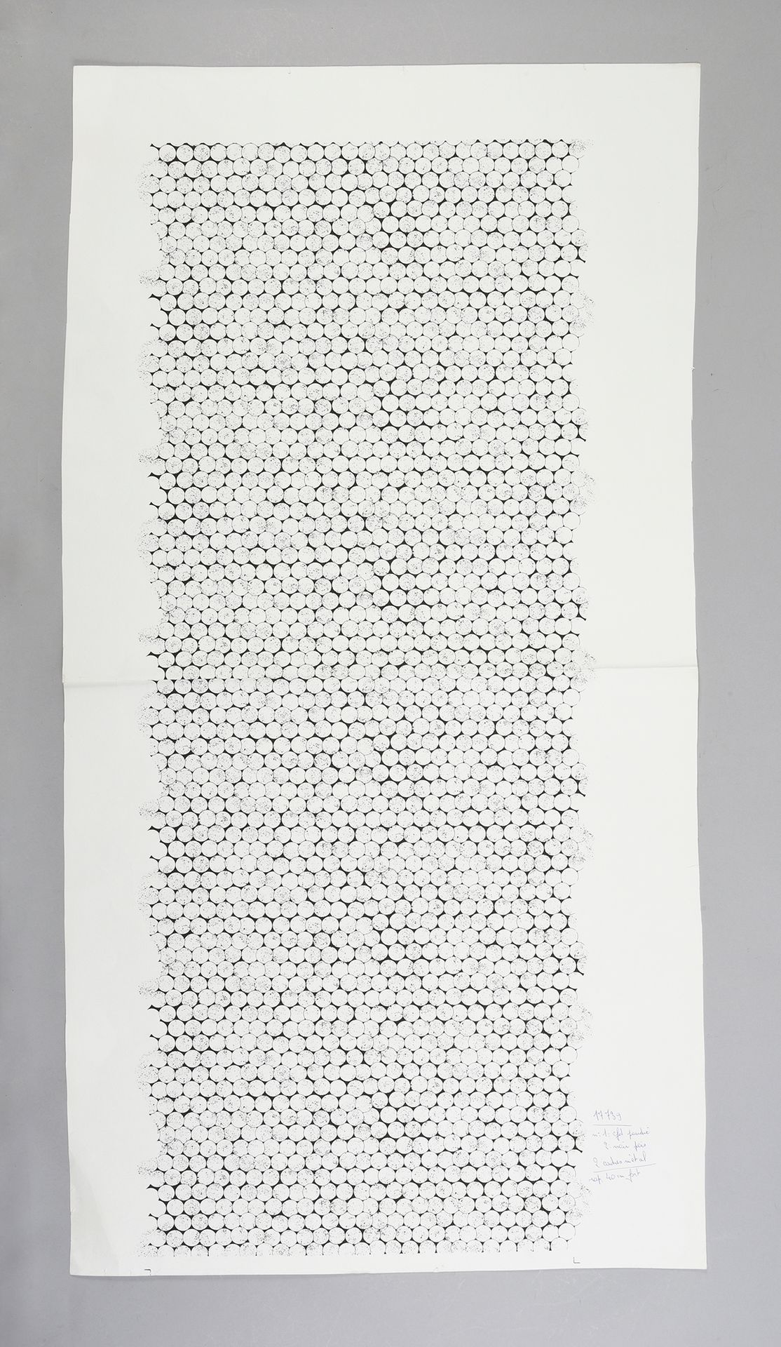 Null 一套用于高级时装的丝绸版画，Staron，大约1970年，用2到9种颜色印在纸上；小的重复的几何图案，华丽的条纹，非常形象的抽象，包括雪佛兰和条纹。
&hellip;