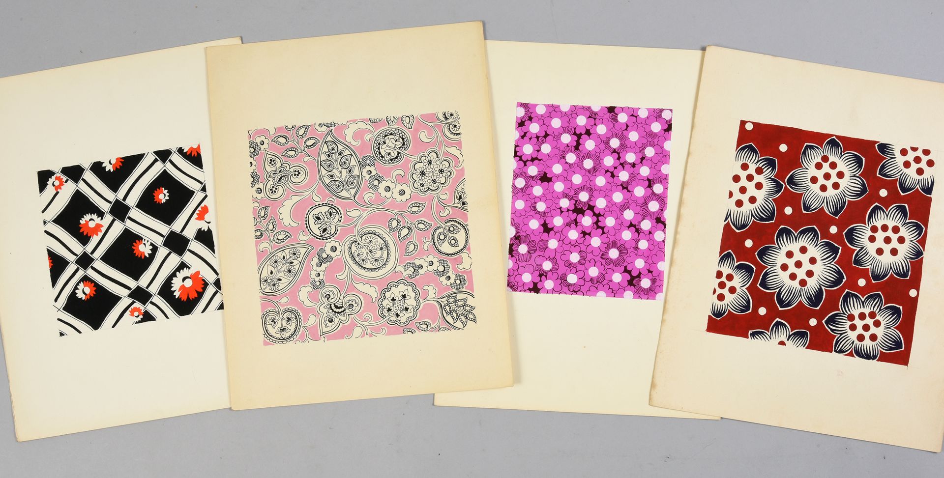Null 一组时尚织物模型，1950-1970年左右，纸上水粉和墨水；主要是风格化的花卉构图，包括紫丁香、银杏叶或羊脂玉，一些构图在压花纸上。
大约50张画，从&hellip;
