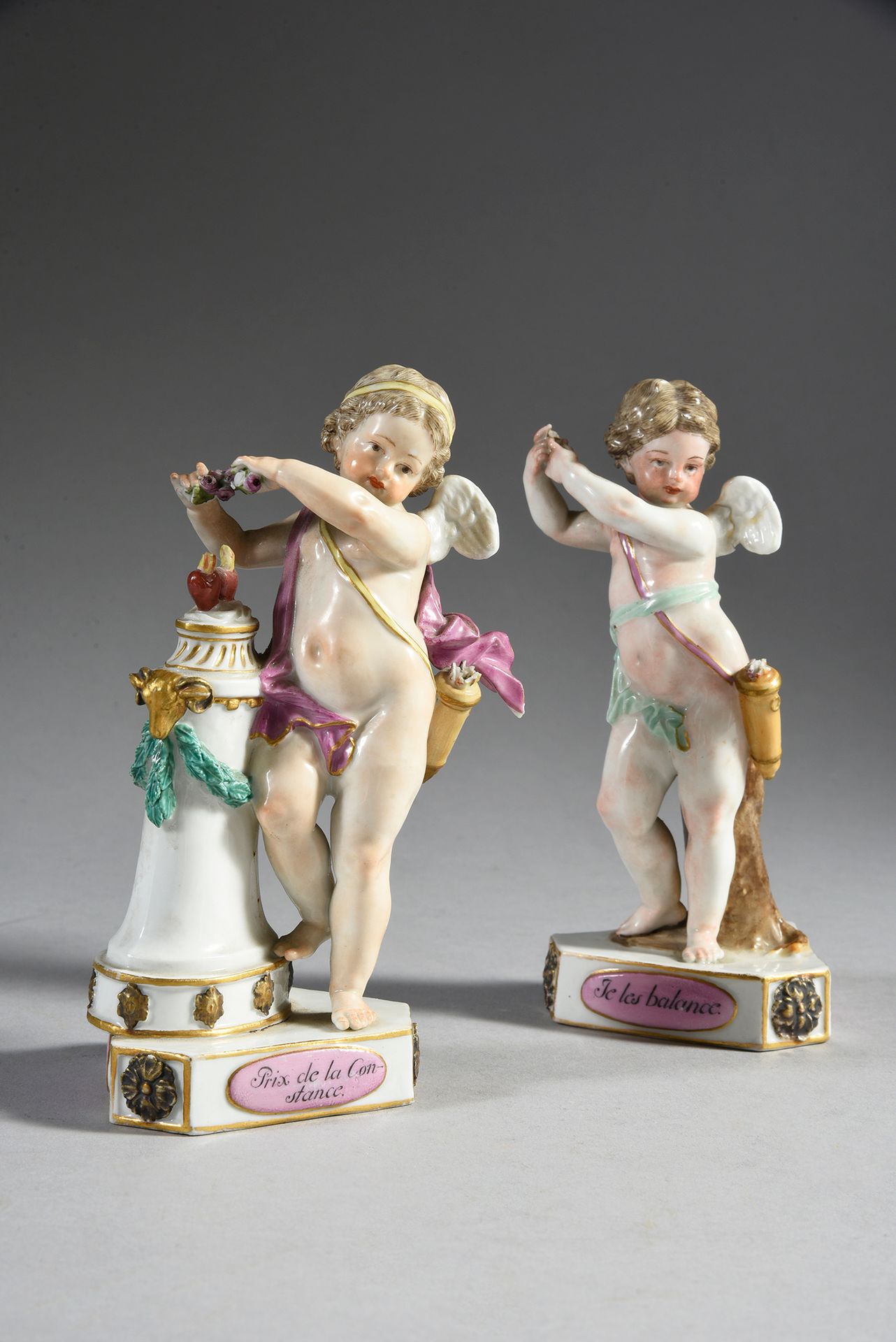 Null Deux petites statuettes en porcelaine de Meissen (Marcolini) du XIXe siècle&hellip;
