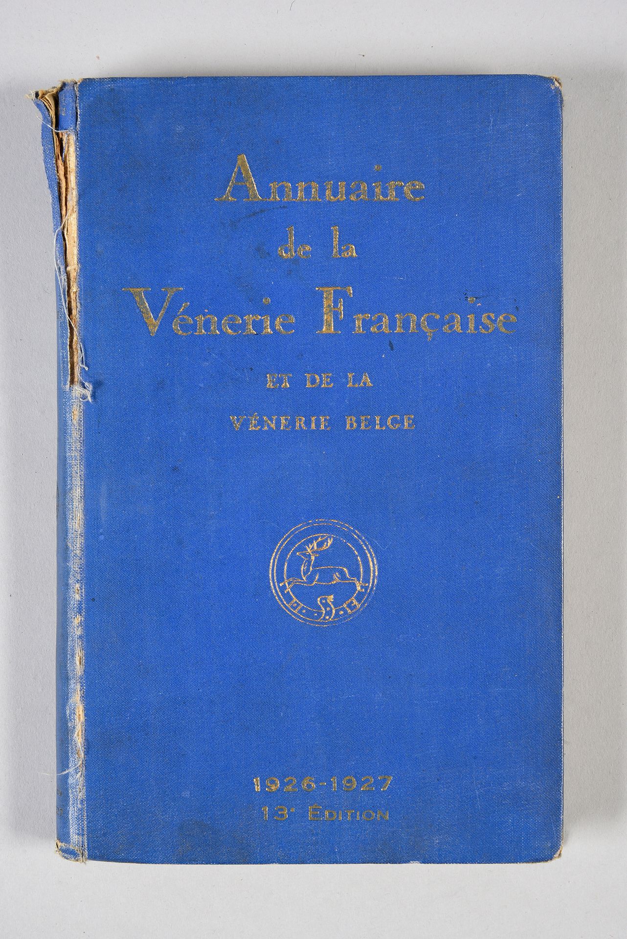 Null Yearbook of the French venery: Year 1926-1927.