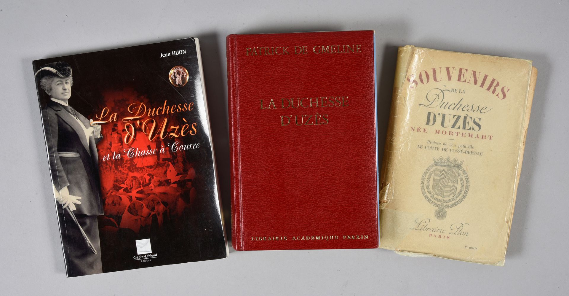 Null 乌兹公爵夫人的回忆录》、《乌兹公爵夫人》、《乌兹公爵夫人和狩猎》。
3卷。