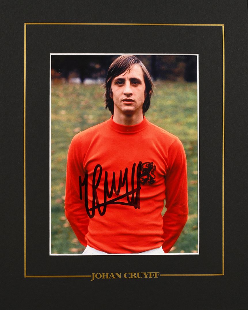 Johan Cruyff. Foto autografata dal giocatore con la magl…