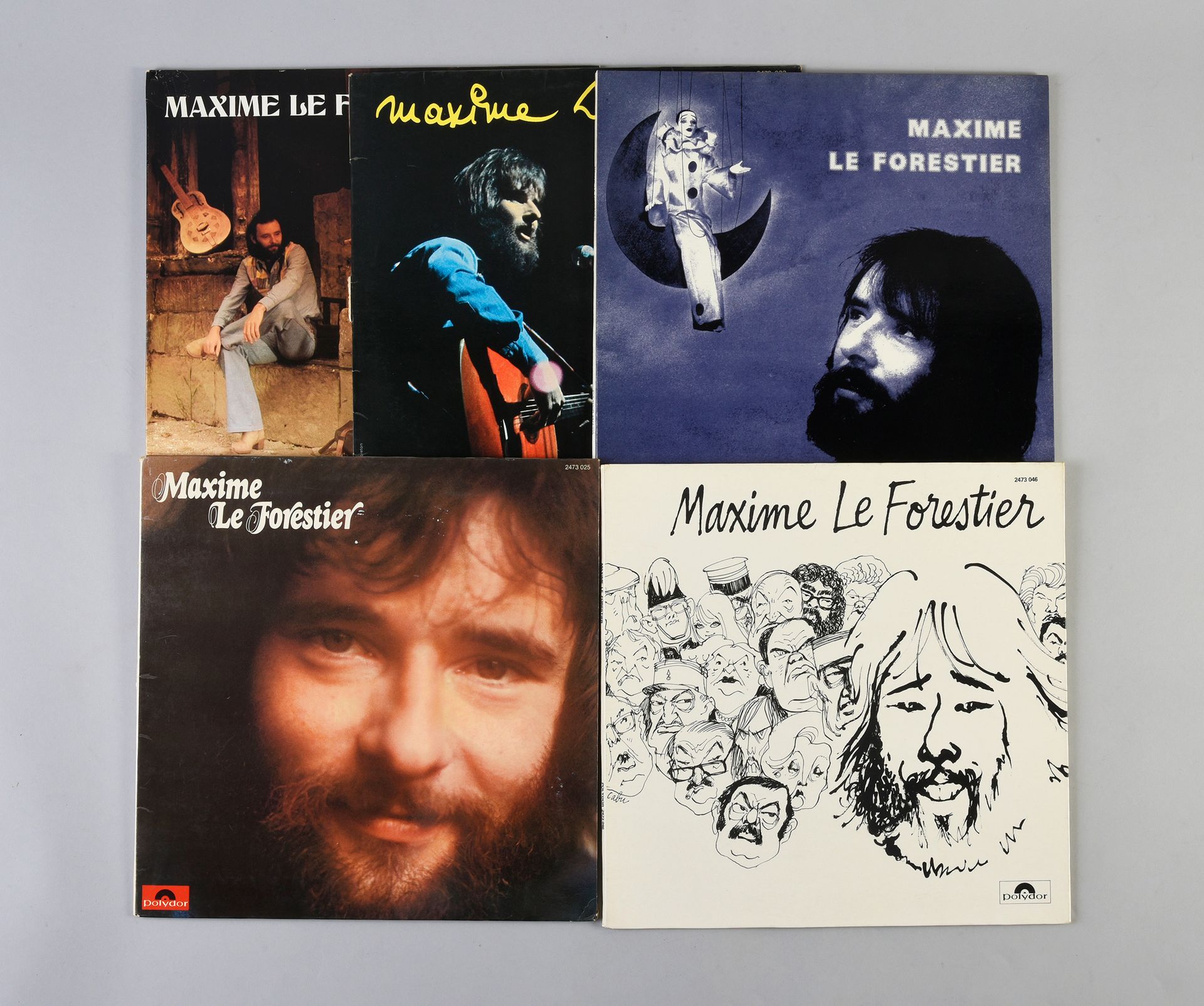 Null MAXIME LE FORESTIER（1949）：作家、作曲家和表演者。1套5张黑胶唱片，从70年代到80年代。状况极佳。
