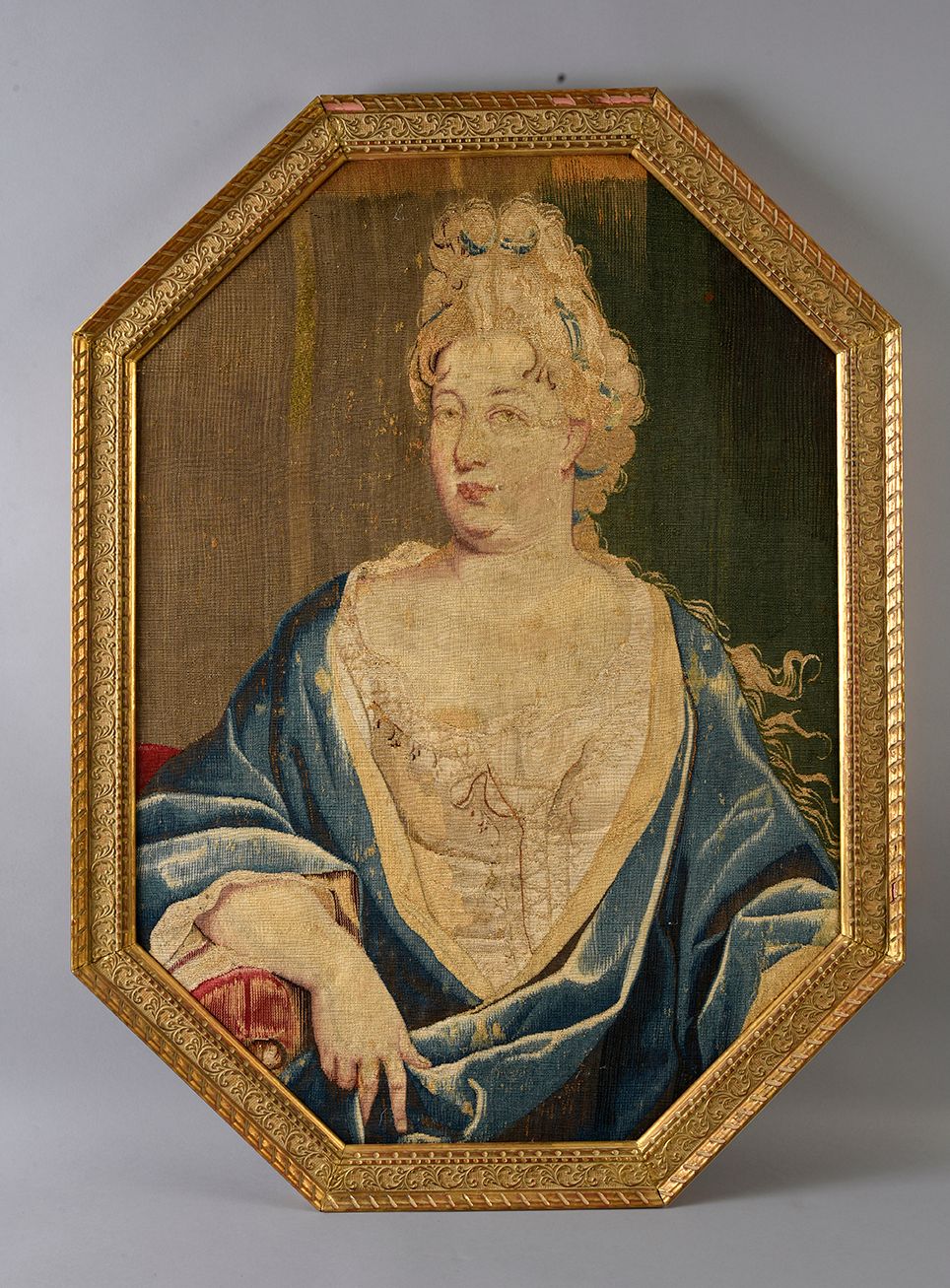 Manufacture des Gobelins, attribué à. Ritratto di donna
Quadro ottagonale in lan&hellip;