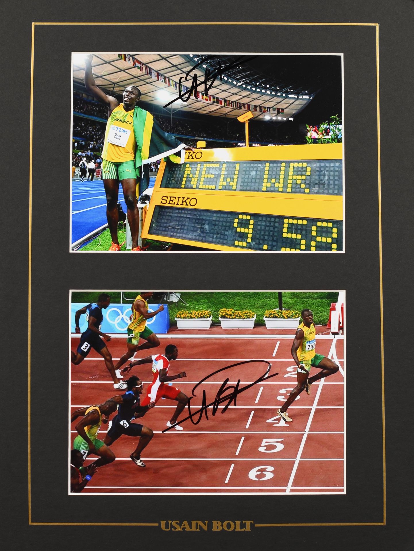 Null 乌塞恩-博尔特。一套2张由运动员亲笔签名的照片，其中一张是纪念他创造的9.58秒的世界纪录。彩色照片。每个尺寸为15x20厘米，装在30x40厘米的框&hellip;