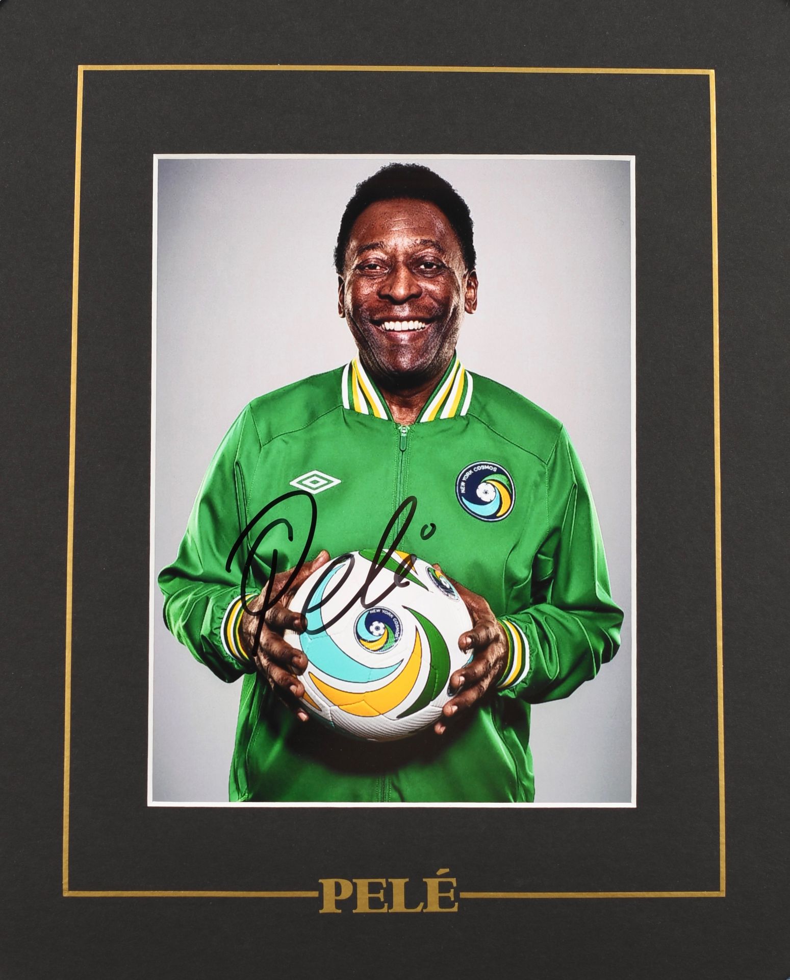 Null Pelé. Photo autographiée par le Champion du Monde 1958-1962 et 1970 souveni&hellip;