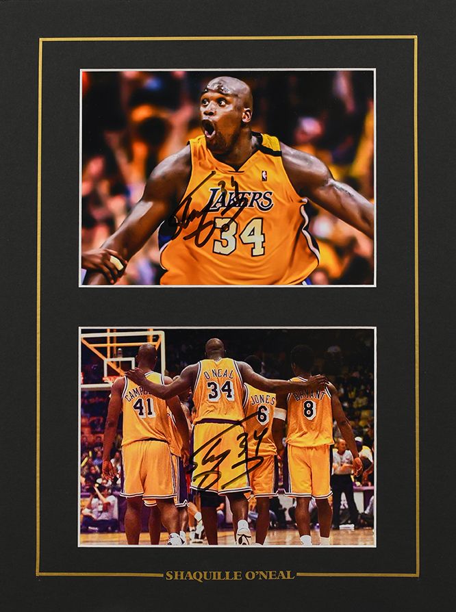 Null 沙奎尔-奥尼尔。一套2张照片，由该球员在洛杉矶湖人队的球衣下亲笔签名，他将与该队一起赢得3个NBA冠军。彩色照片。格式为每幅15x20厘米，置于30x&hellip;