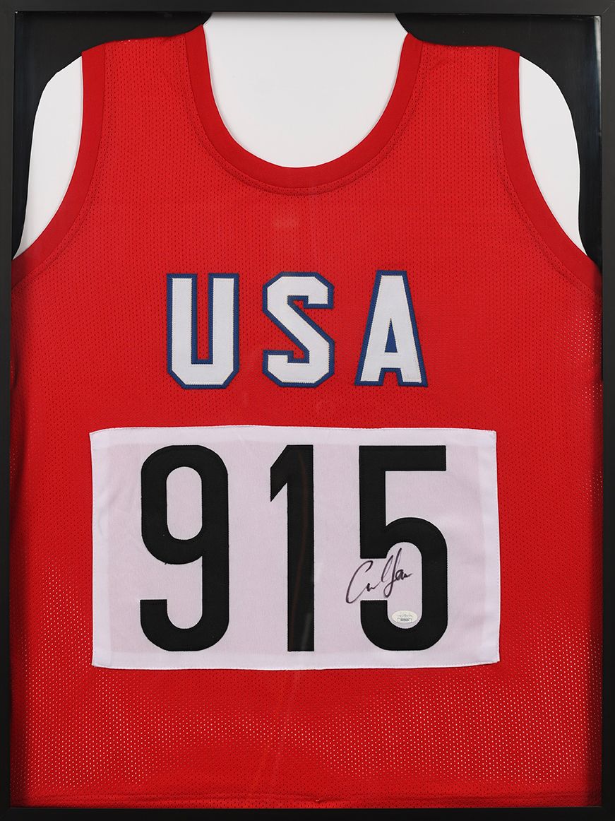 Null Carl Lewis. Camiseta y dorsal del Team USA (réplica) autografiados por el a&hellip;